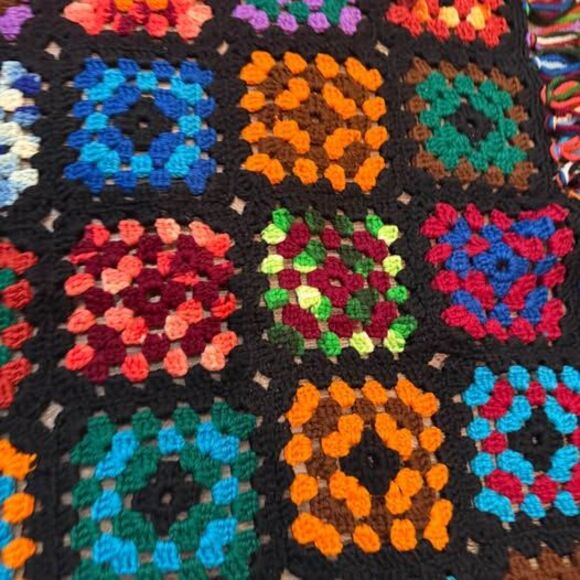 Vintage Handmade Granny Square Afghan Cottagecore Crochet Throw - Picture 2 of 8